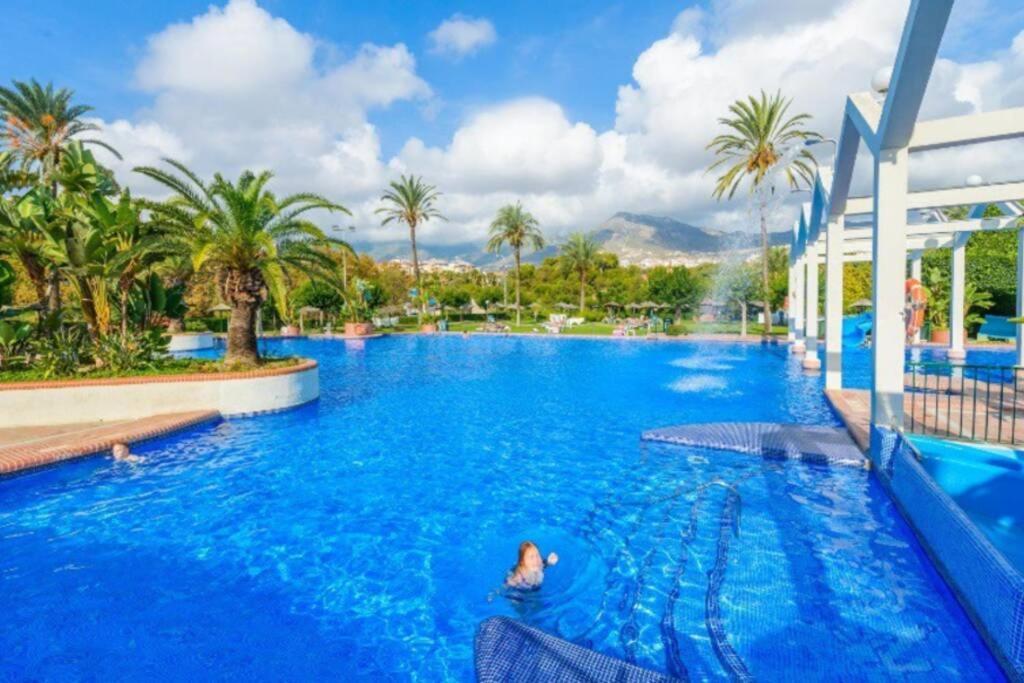 Apartamento 215. Primera Linea De Playa. Benalmadena Luaran gambar