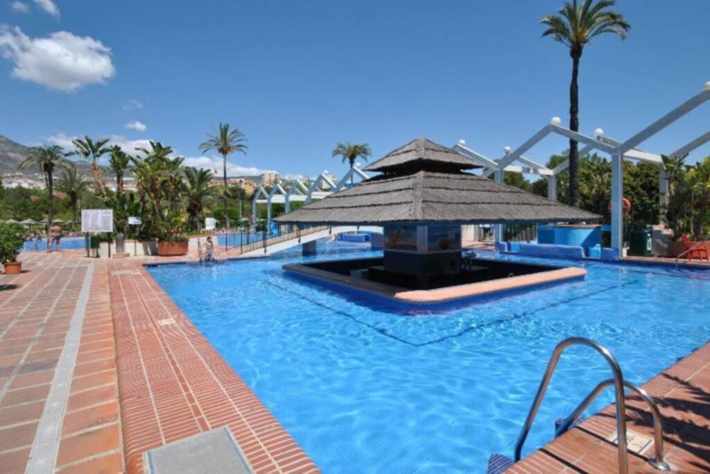 Apartamento 215. Primera Linea De Playa. Benalmadena Luaran gambar
